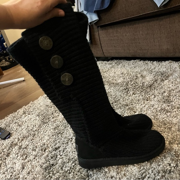 UGG Australia - Authentic Classic Cardy Boots - Picture 5 of 7